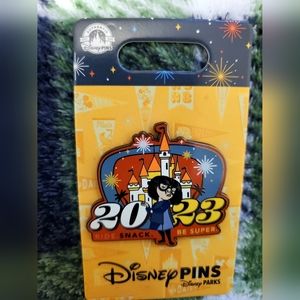 Edna Mode 2023 Walt Disney World Dated Disney Pin
